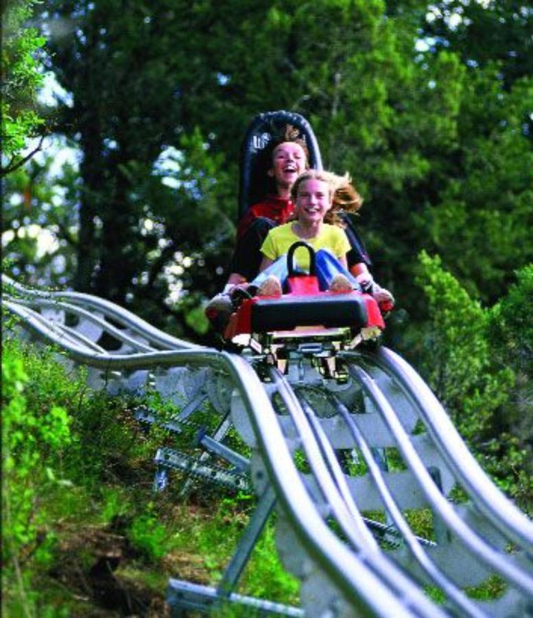 Disney Magic At Jiminy Mountain ハンコック エクステリア 写真